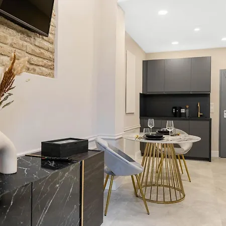 Design I Center I Kingbed I New Аугсбург