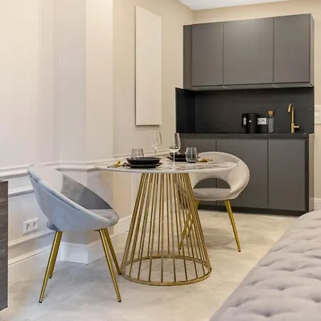 Design I Center I Kingbed I New * אוגסבורג