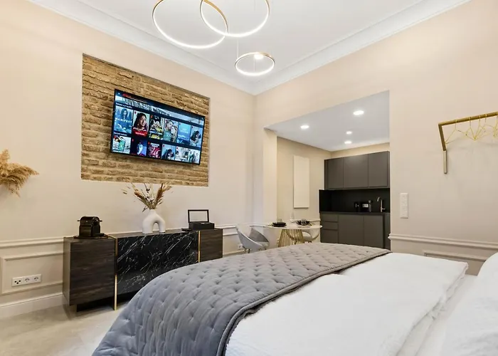 Design I Center I Kingbed I New اوغسبورغ