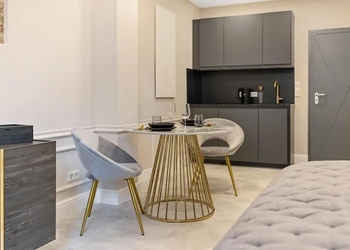 Design I Center I Kingbed I New * اوغسبورغ